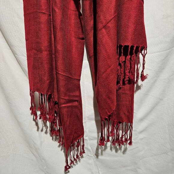 Berry Red 100% Viscose Scarf with Tassels - Picture 3 of 6